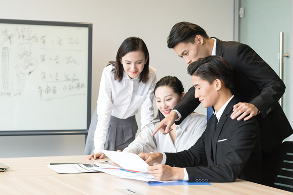 人才梯隊建設(shè)：培養(yǎng)儲備，確保企業(yè)持續(xù)發(fā)展