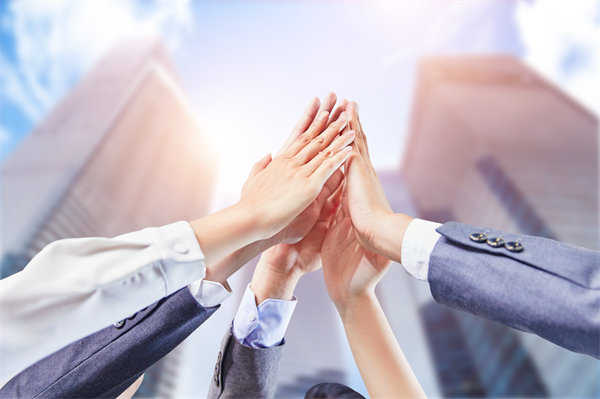立足企業(yè)實(shí)際，制定可行經(jīng)營計(jì)劃，確保企業(yè)穩(wěn)健前行