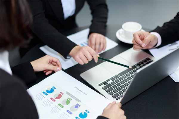 企業(yè)存在人力資源問題，是如何制約公司未來發(fā)展的？
