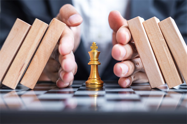 企業(yè)戰(zhàn)略調(diào)整如何有效應(yīng)對(duì)行業(yè)變革挑戰(zhàn)？