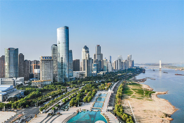 南昌管理咨詢機構如何精準把脈企業(yè)，定制解決方案？