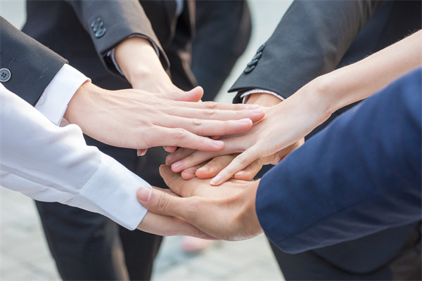 員工激勵(lì)策略：如何精準(zhǔn)匹配個(gè)人需求與企業(yè)目標(biāo)？