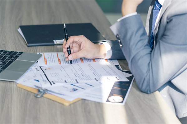 企業(yè)在招聘過程中，如何確保公平性與多樣性并存？