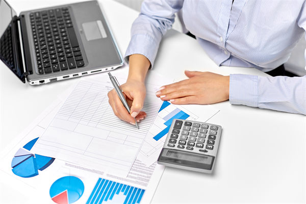 企業(yè)預(yù)算管理成效如何量化，以激勵團隊持續(xù)改進？