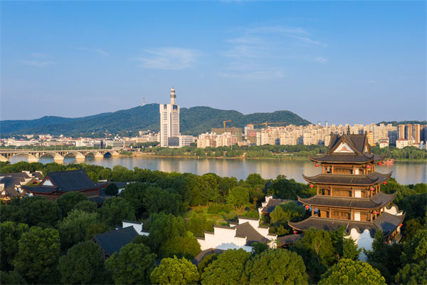 長(zhǎng)沙績(jī)效咨詢公司如何為企業(yè)構(gòu)建高效績(jī)效評(píng)估體系？