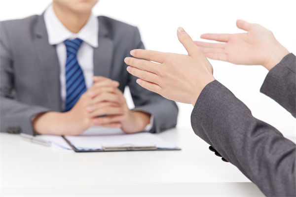 揭秘！看看企業(yè)高級HR是如何玩轉(zhuǎn)人才爭奪大戰(zhàn)的？