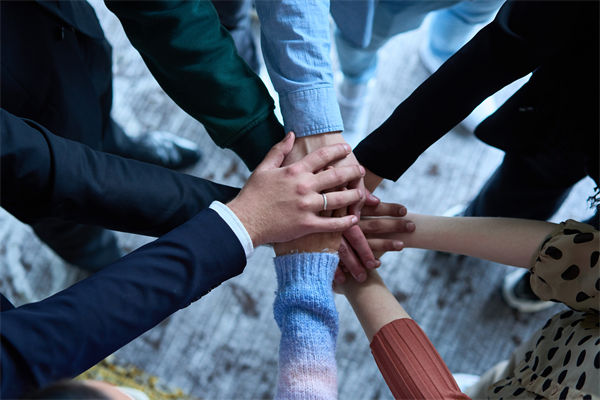 企業(yè)要求員工不結(jié)婚就離職？組織規(guī)劃管理怎么看？