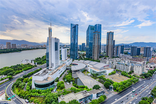 企業(yè)如何借助福州咨詢公司把握市場趨勢與機遇？