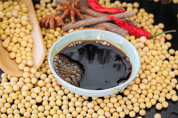 廠商回應(yīng)零添加醬油檢出鎘和砷，相關(guān)企業(yè)有何啟示？
