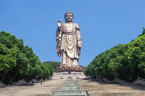 無錫戰(zhàn)略咨詢公司如何幫企業(yè)突破增長瓶頸，實(shí)現(xiàn)逆勢突圍？