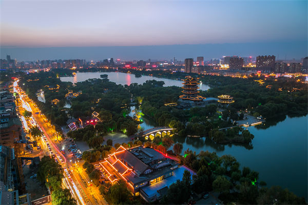 戰(zhàn)略規(guī)劃總落空？濟(jì)南戰(zhàn)略咨詢公司如何讓目標(biāo)落地有跡可循？