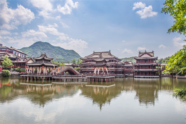 制造業(yè)管理分析：短劇基地狂飆，誰是下一個(gè)橫店？
